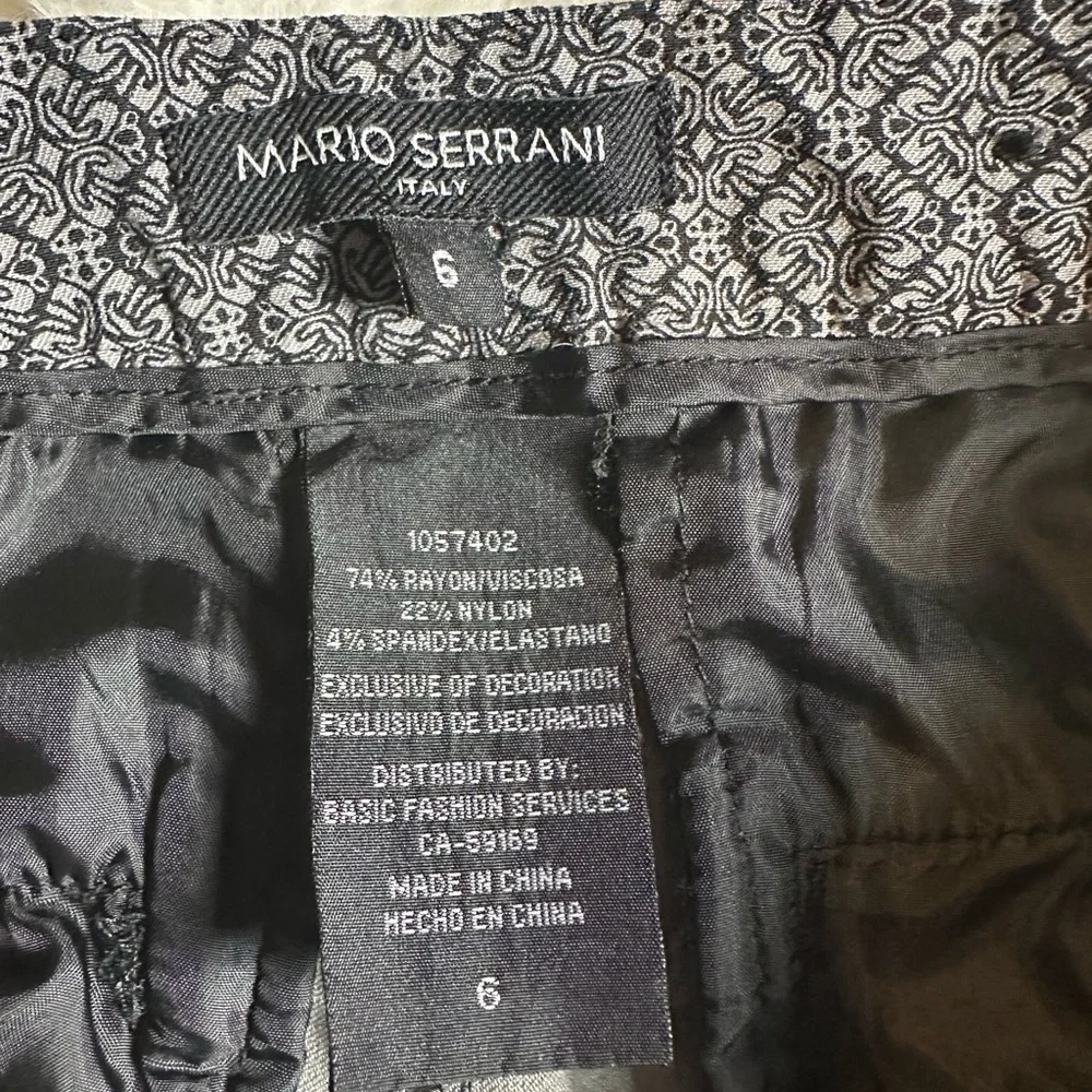 Mario Serrani Italy Black & White Printed Slim Ankle Pants | Size 6 - Picture 3 of 5